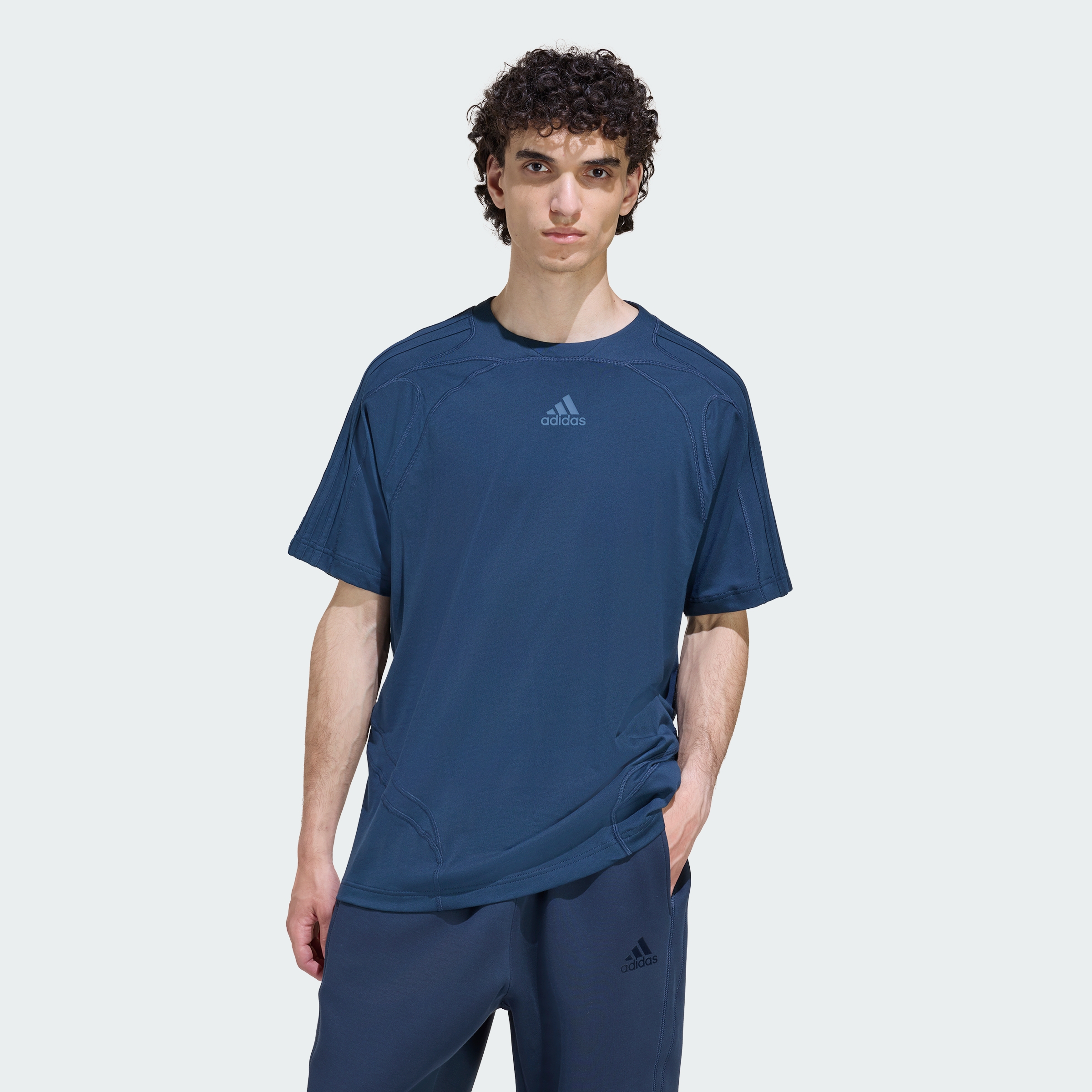 Talla M Color Azul adidas men CUTLINE REGULAR TEE