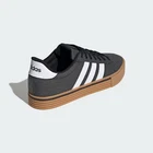 Talla 8.5, adidas men Daily 4 0 Shoes