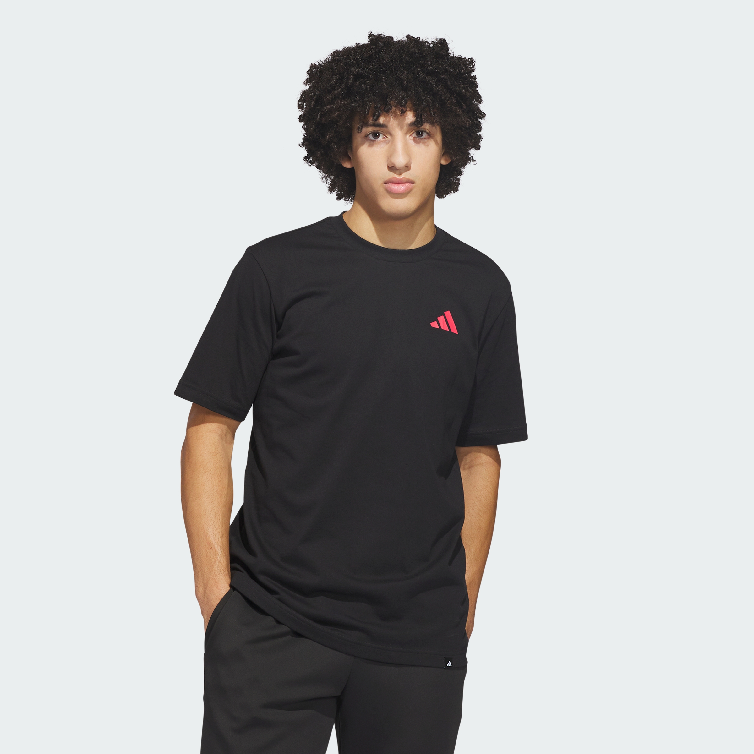 Talla M  - adidas men Everyday Getaway Graphic T shirt