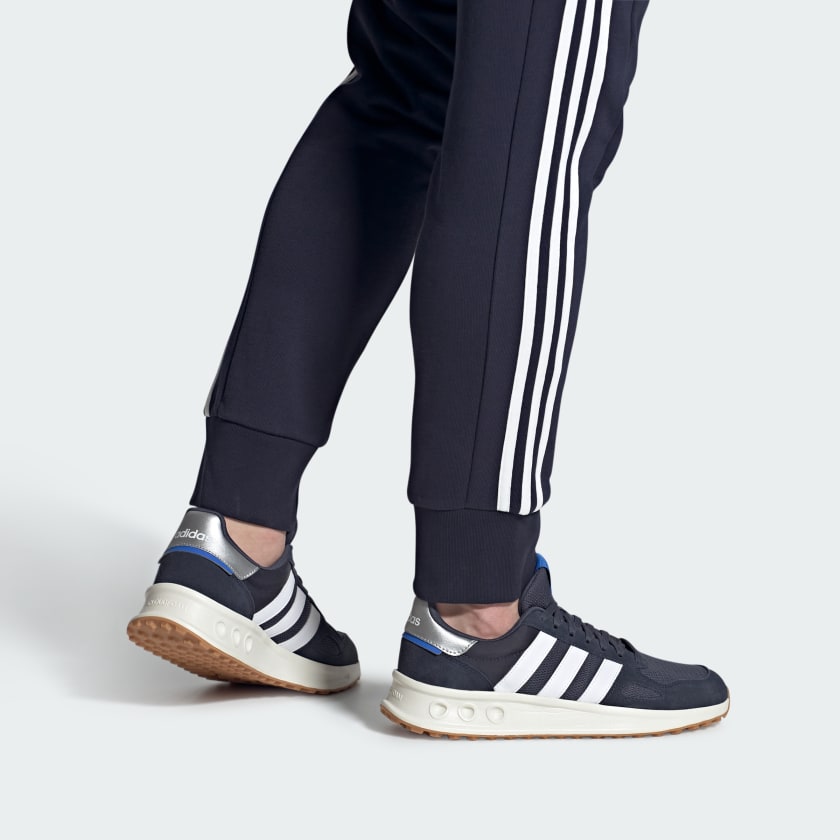 Talla 8 - adidas men Run 84 Shoes