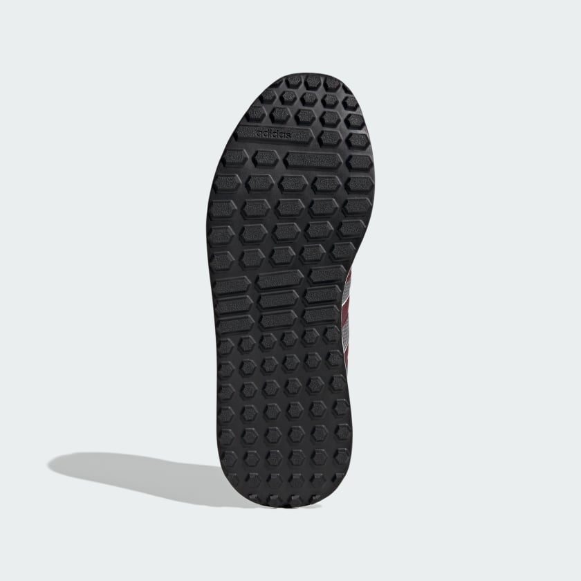 adidas men Run 84 Shoes