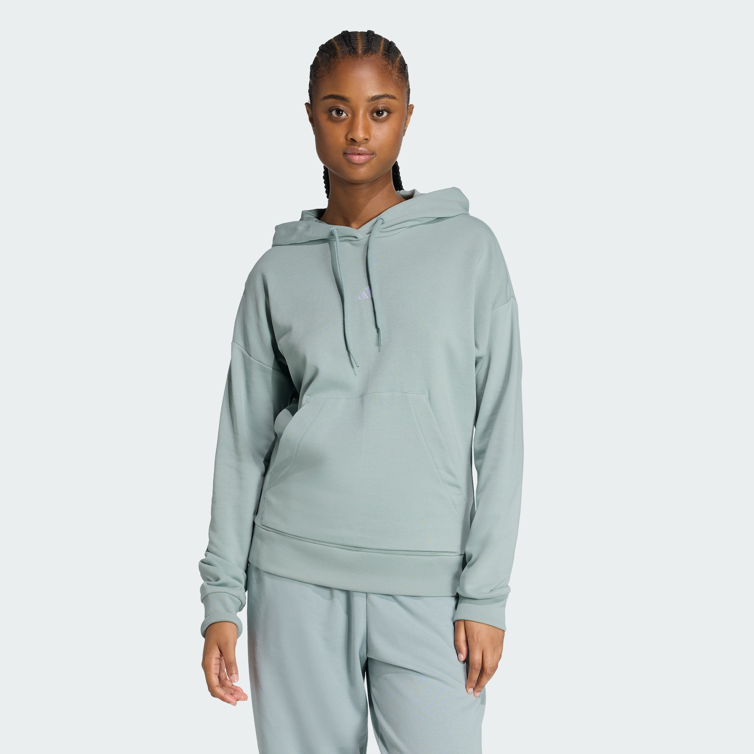 Talla M  -adidas women Essentials Small Logo French Terry Hoodie