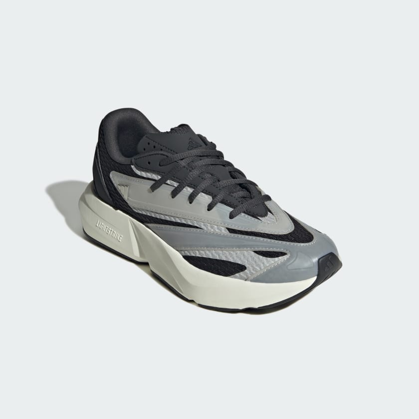 adidas women Lightblaze Shoes