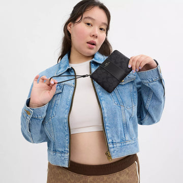 corner zip wristlet in signature canvas with stripe