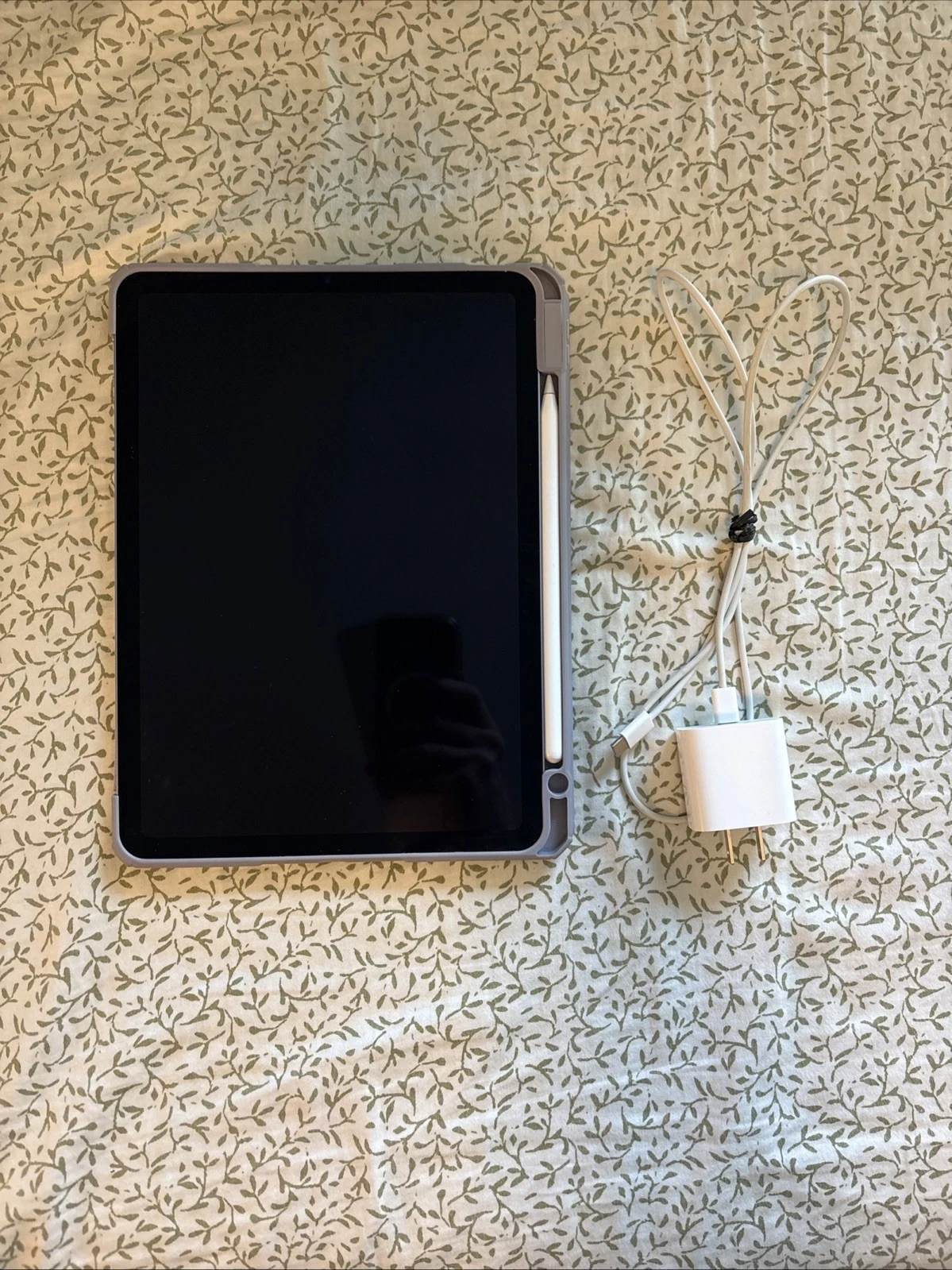 iPad Air 5th Generation Bundled With Apple Pencil  Charger  And Folio Case