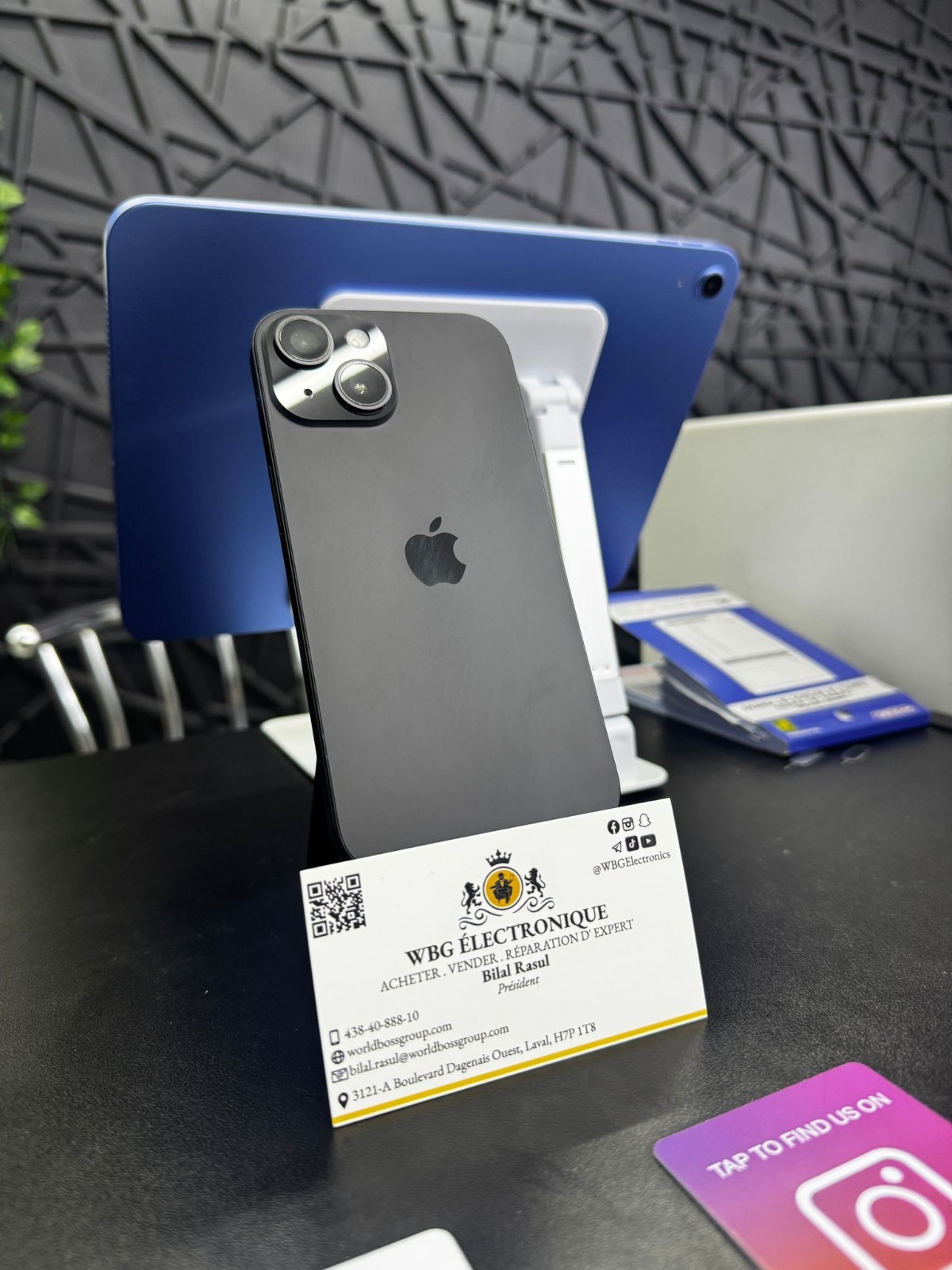 iPhone 15   128GB   Black   Excellent condition   unlocked   Physical SIM