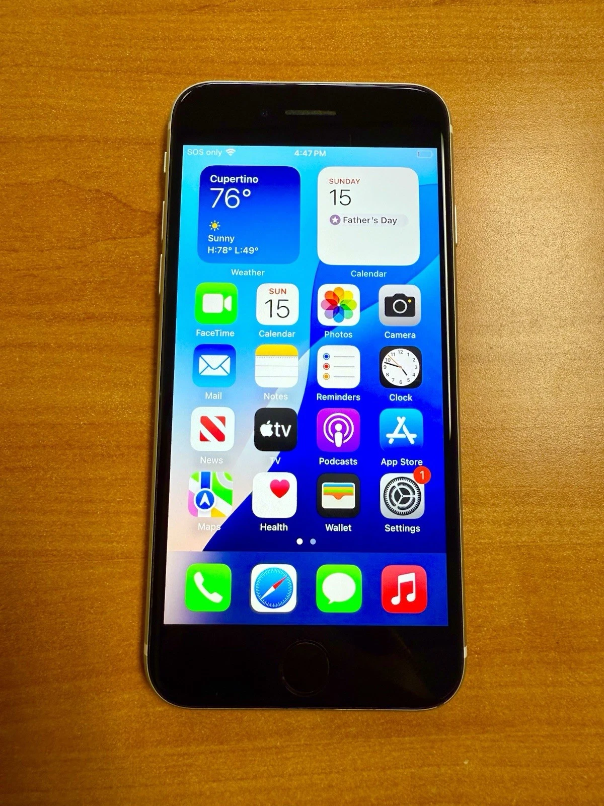 iPhone SE 3rd Gen 5G 64GB White Unlocked   Good Condition 