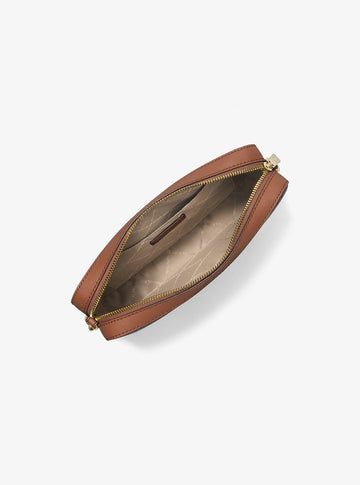 Color vainilla jet set large printed logo crossbody bag